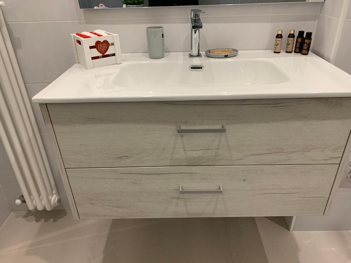 Appartamento Nuovissimo E Elegante Торино Екстериор снимка